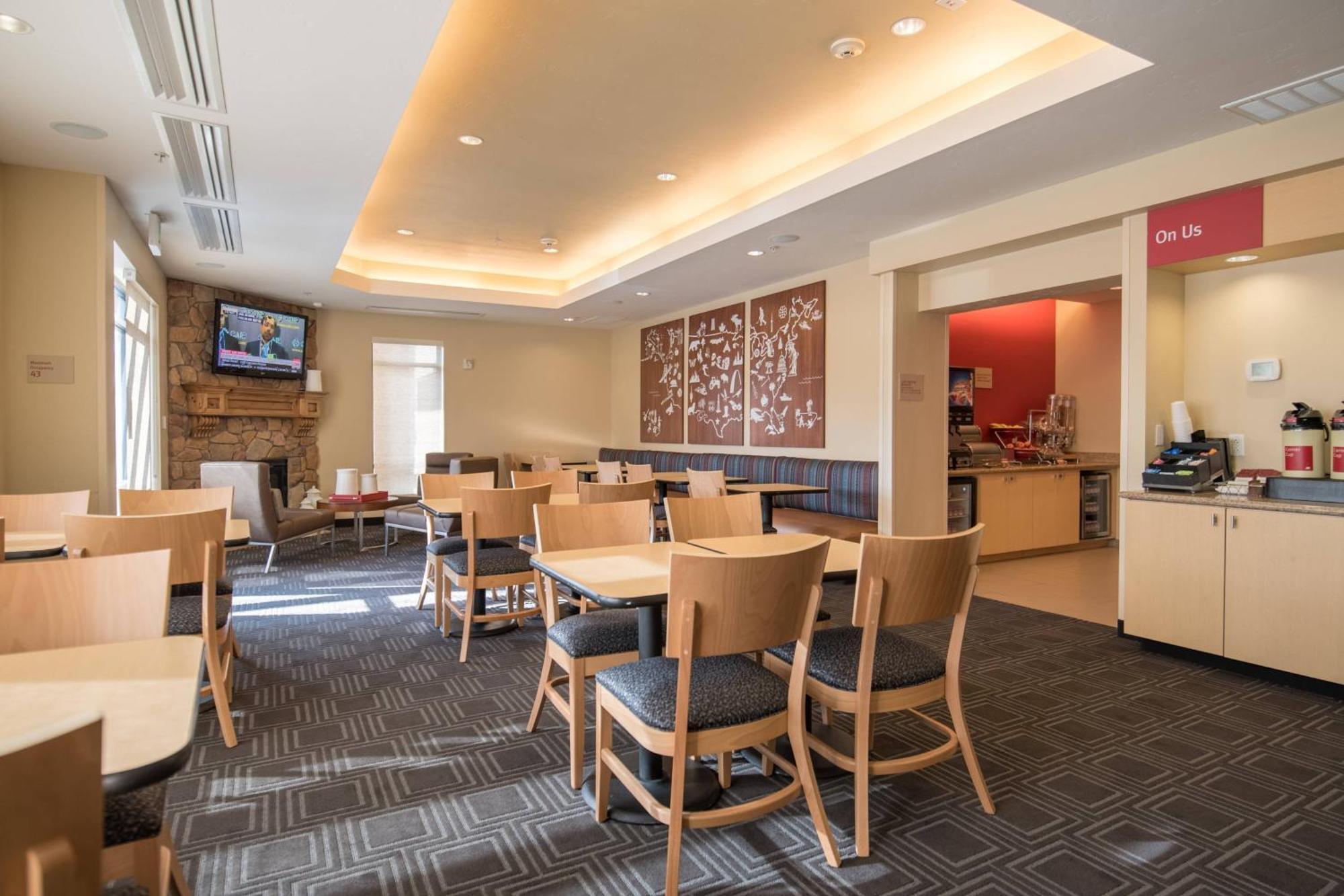 Towneplace Suites By Marriott Provo Orem Exterior foto