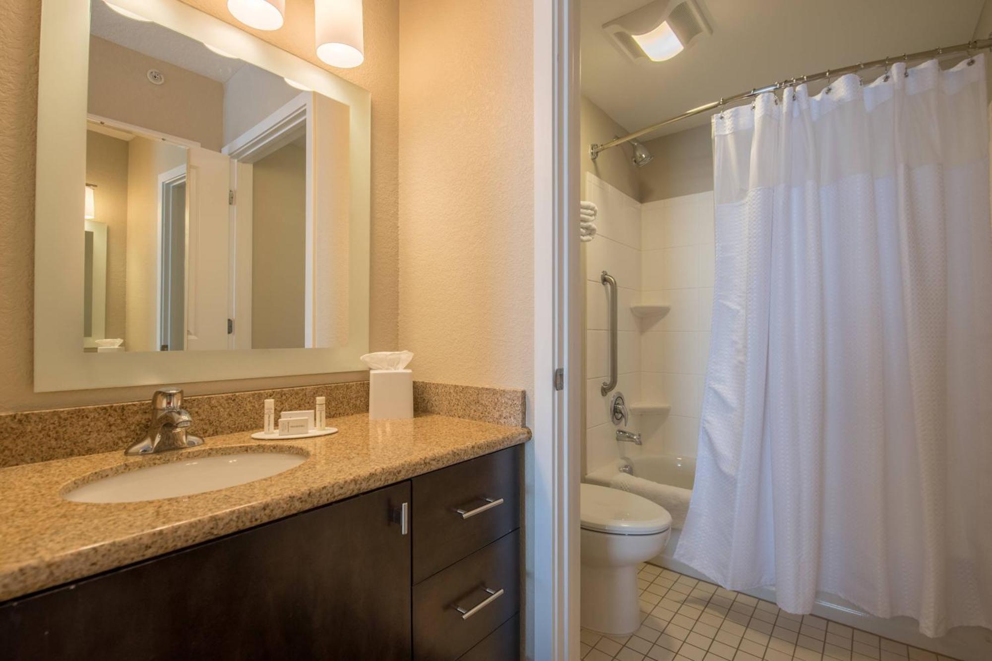 Towneplace Suites By Marriott Provo Orem Exterior foto